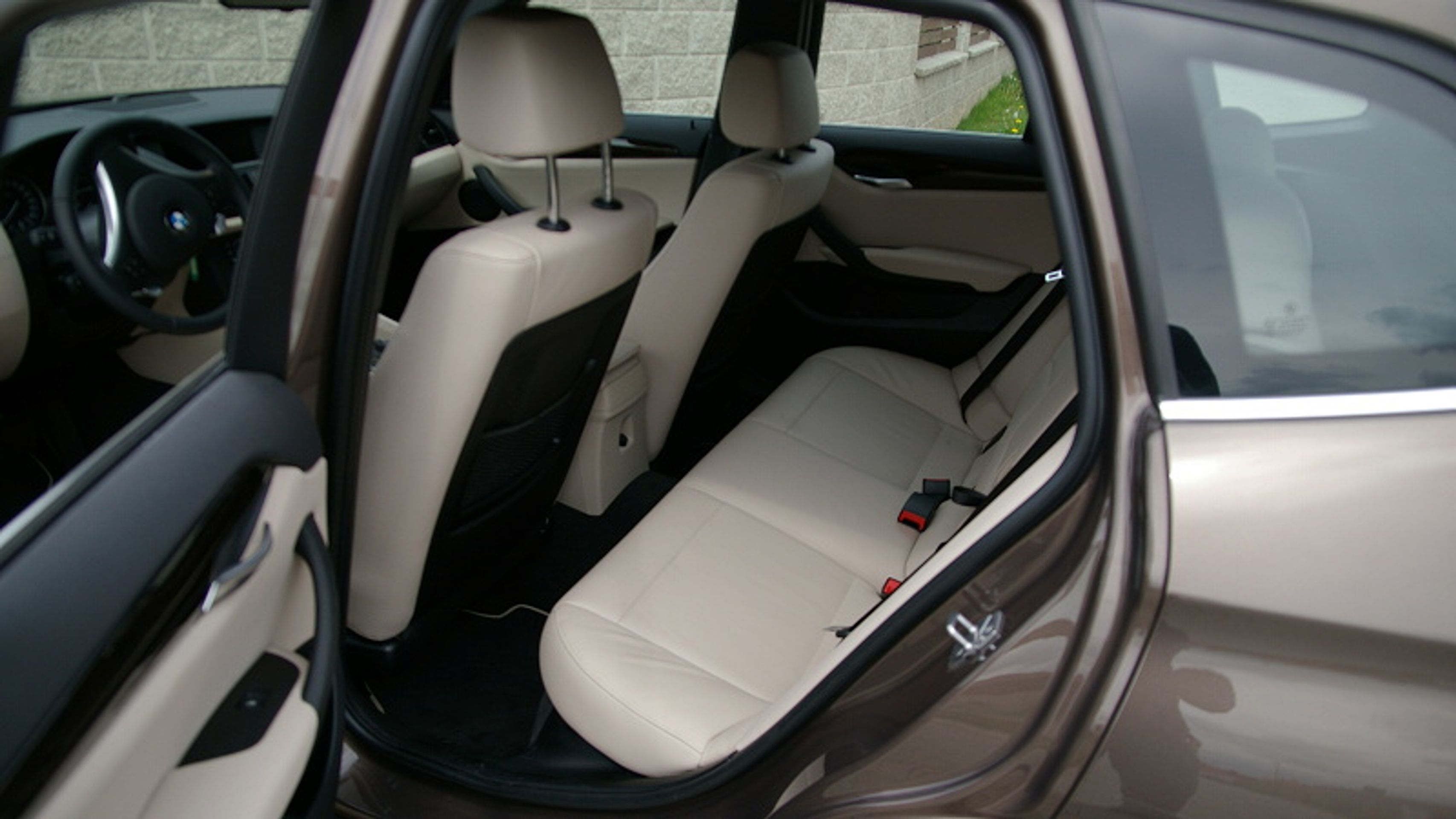 BMW X1 - 1 - GALERIE BMW X1 (6/6)