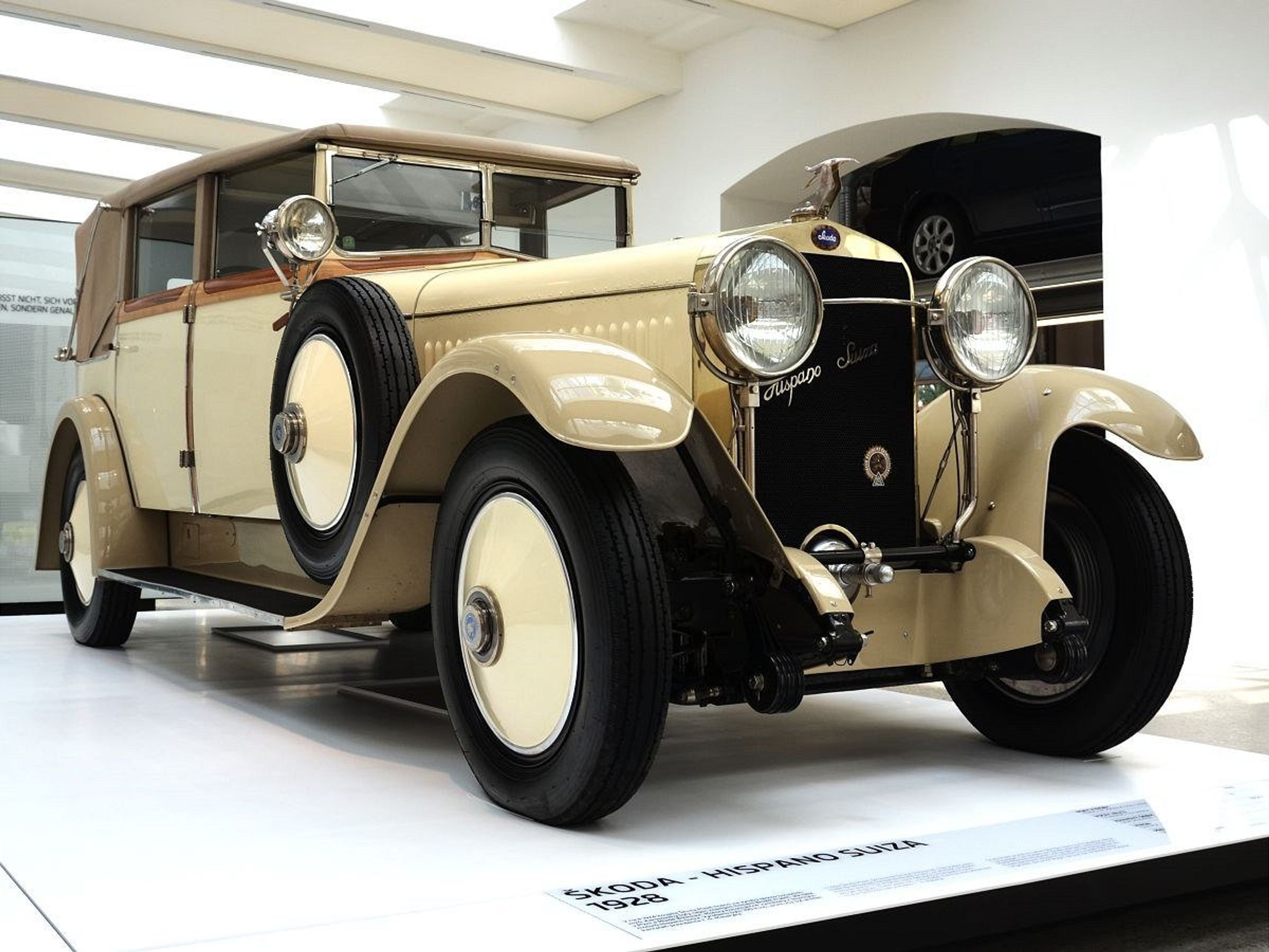 Škoda Hispano - Suiza (1926) - Fotogalerie: Auta první republiky (7/18)