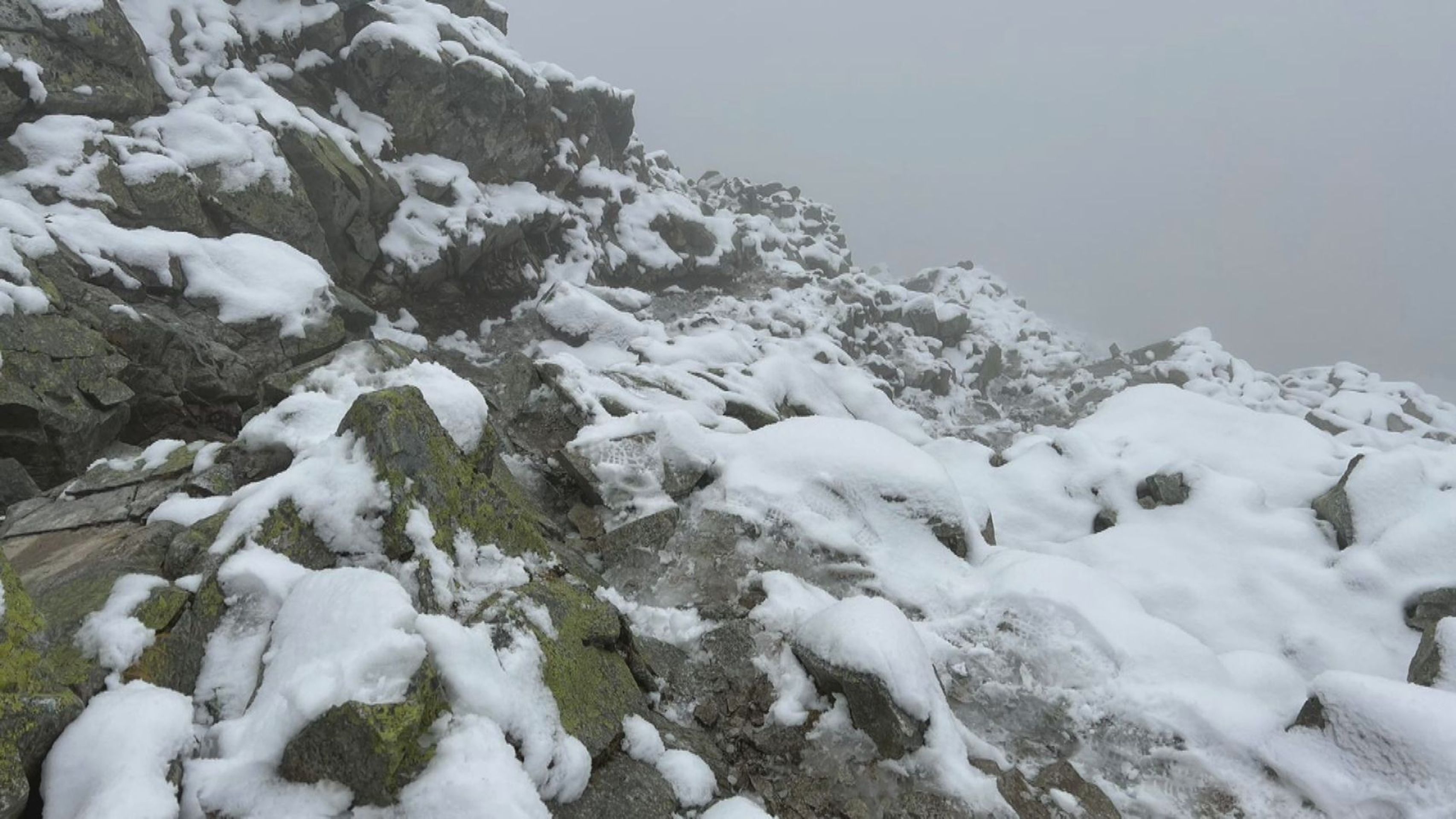 Tatry pokryl sníh - Sníh v Tatrách (3/8)