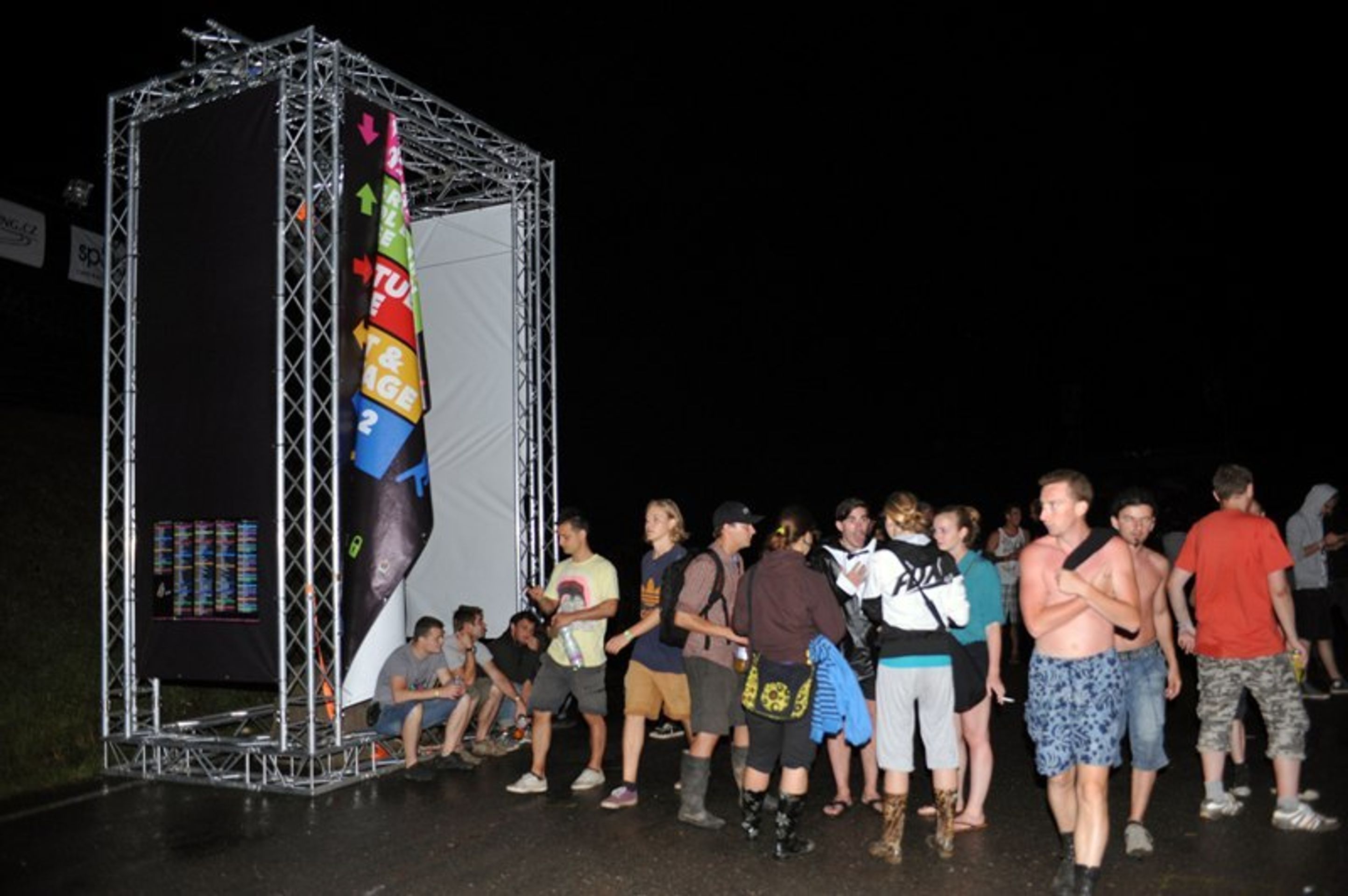 Bouřka na Rock for People - 8 - Bouřka na festivalu Rock for People (8/13)