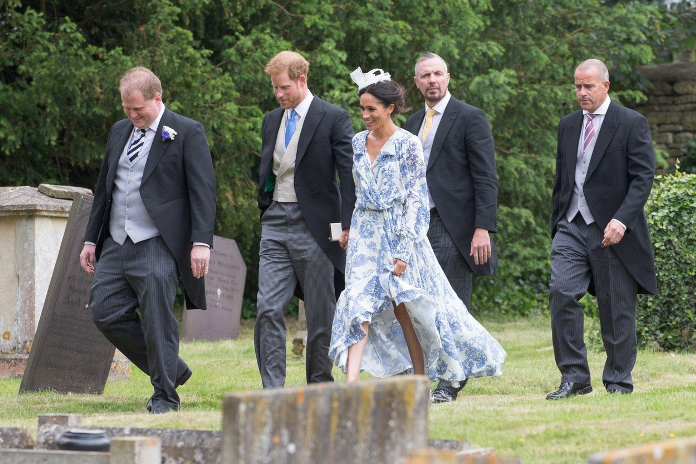 Meghan Markle ve volných šatech - 2 - GALERIE: Vévodkyně Meghan na oficiálních akcích (8/11)