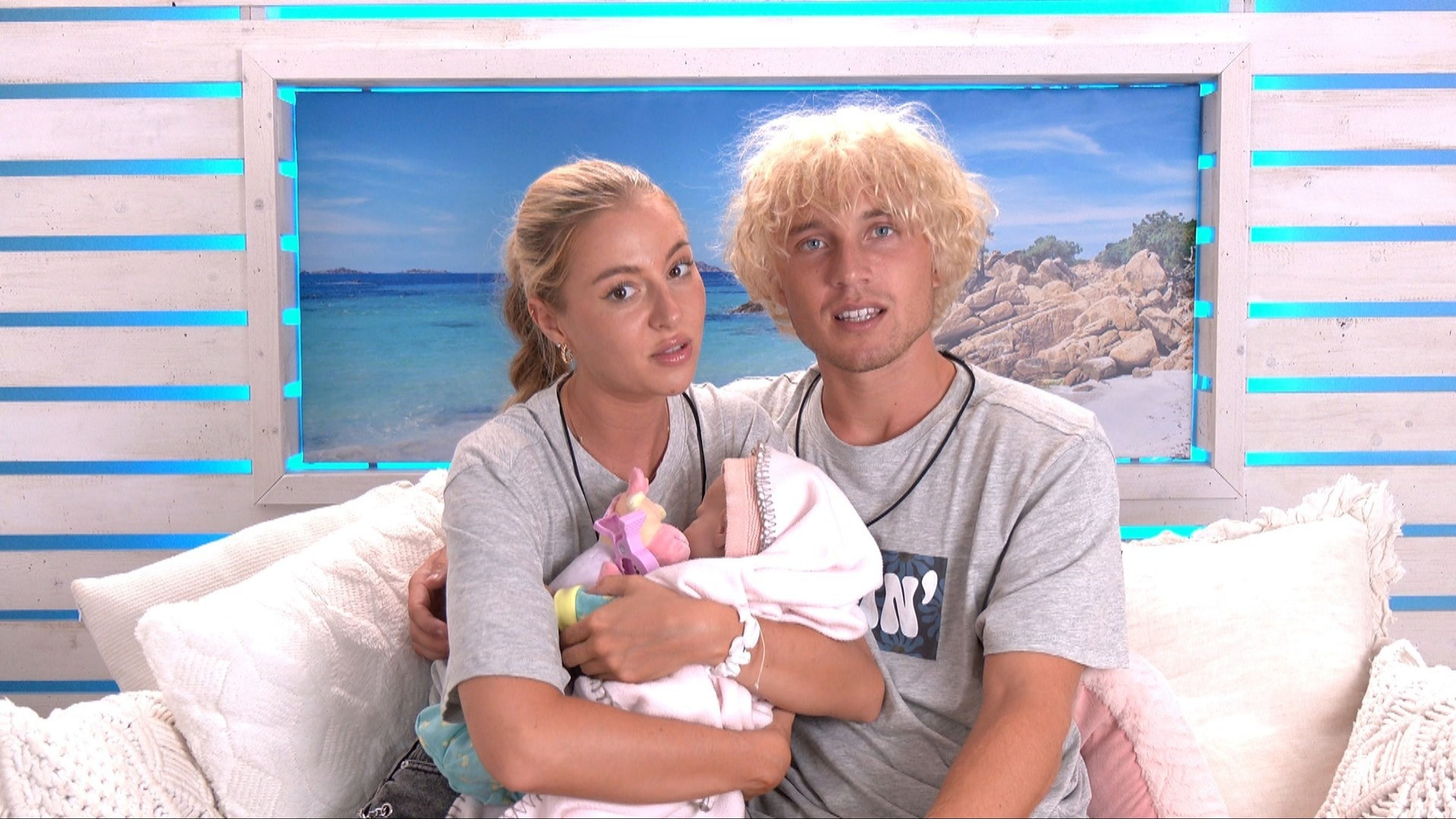 Love Island - Majka a Chris - Love Island - Majka a Chris (21/37)