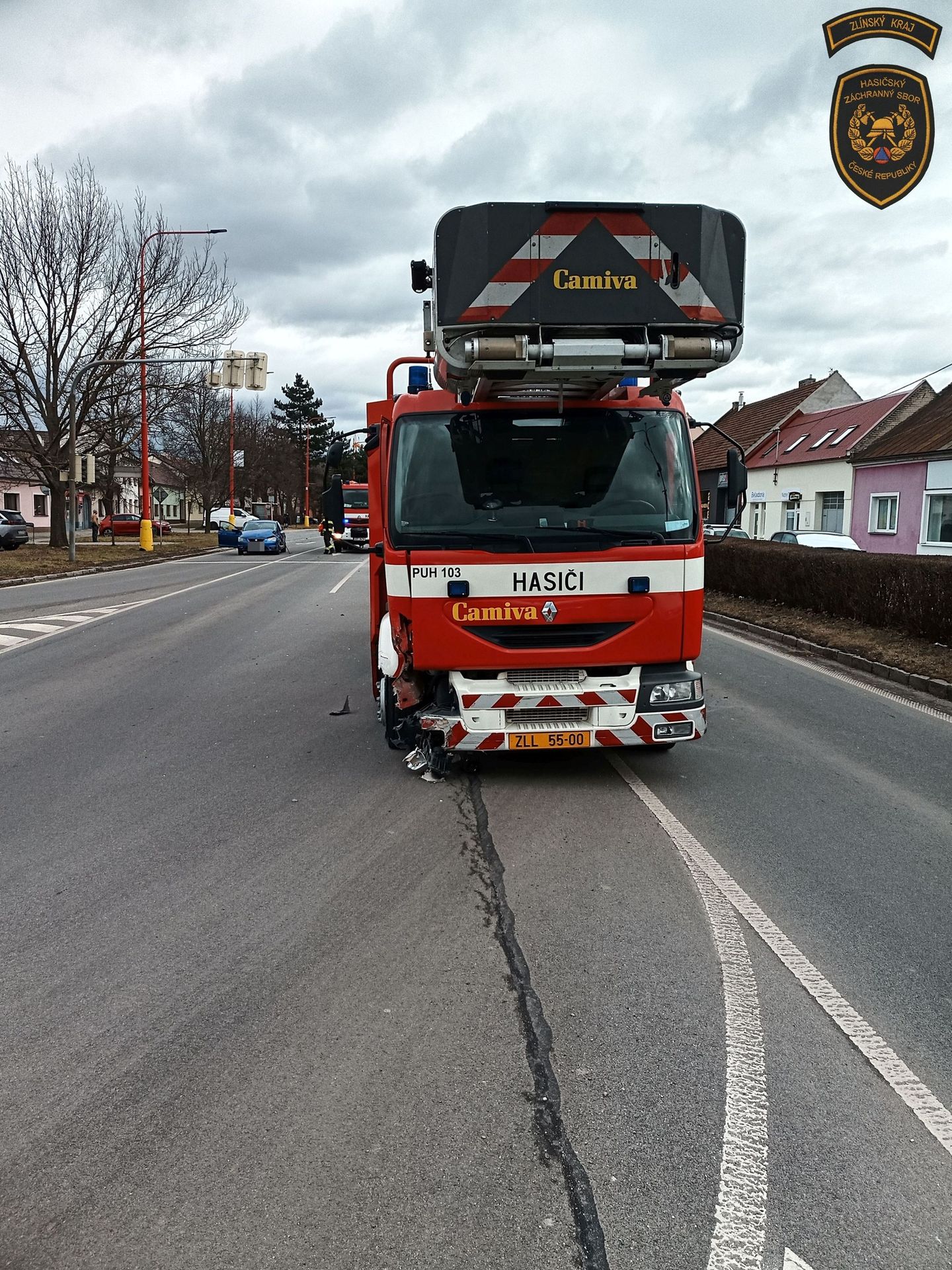 Nehoda hasičů na Uherskohradišťsku - Nehoda hasičů na Uherskohradišťsku (1/3)