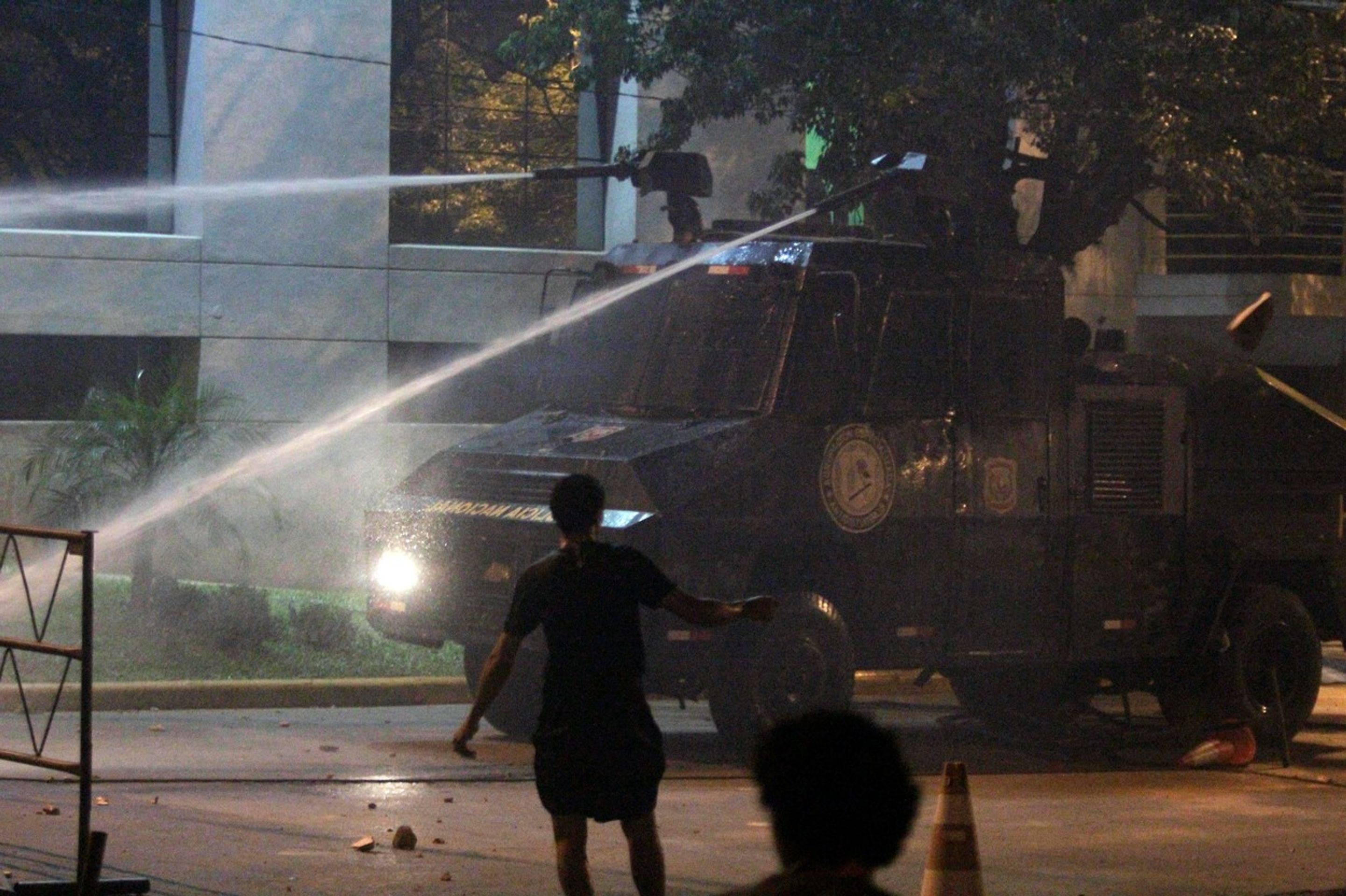 Násilné protesty v Paraguayi - GALERIE: Protesty v hlavním městě Paraguaye (3/7)