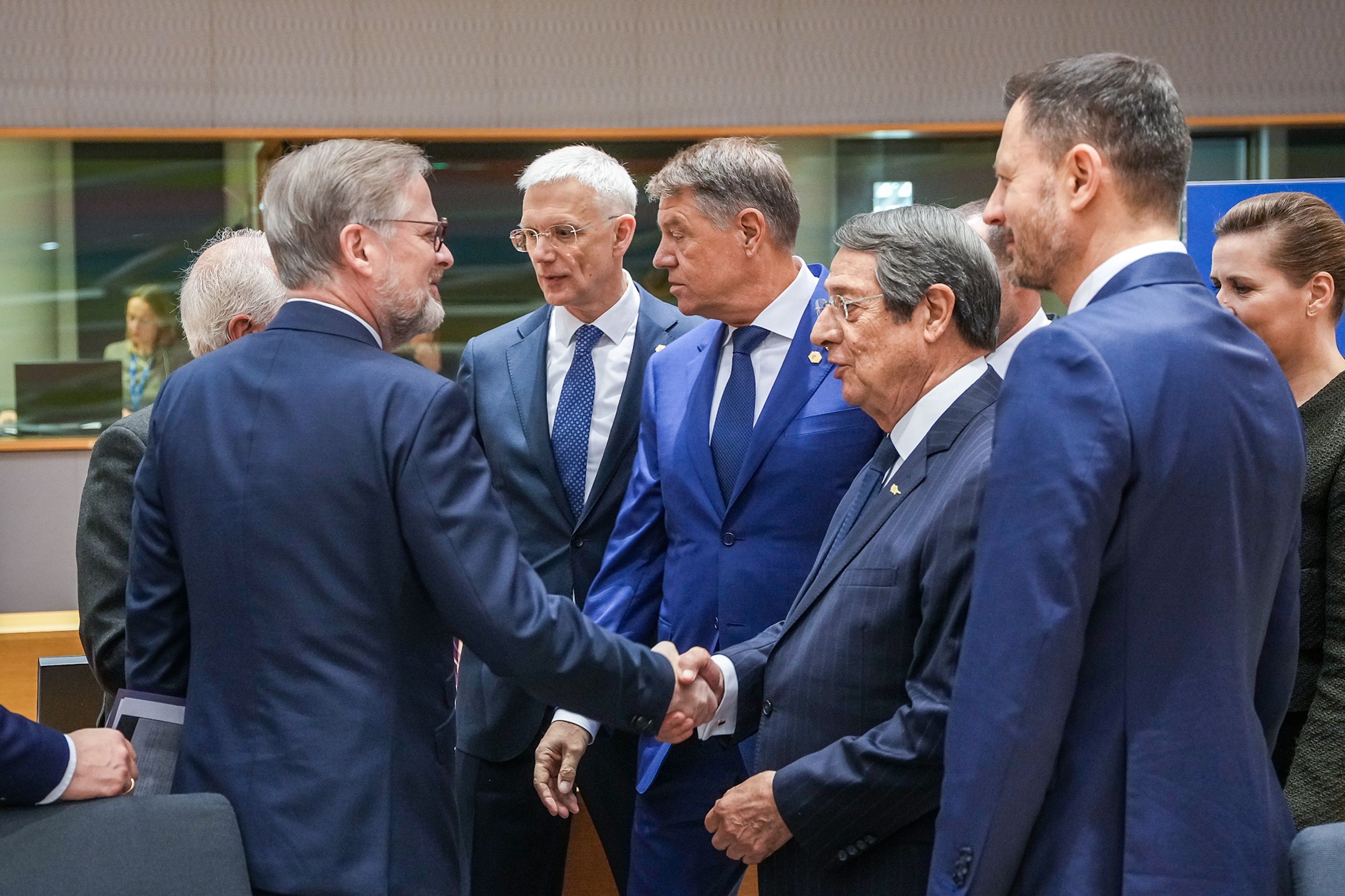 V Bruselu začalo zasedání Evropské rady (4) - Petr Fiala na zasedání Evropské rady (2/8)