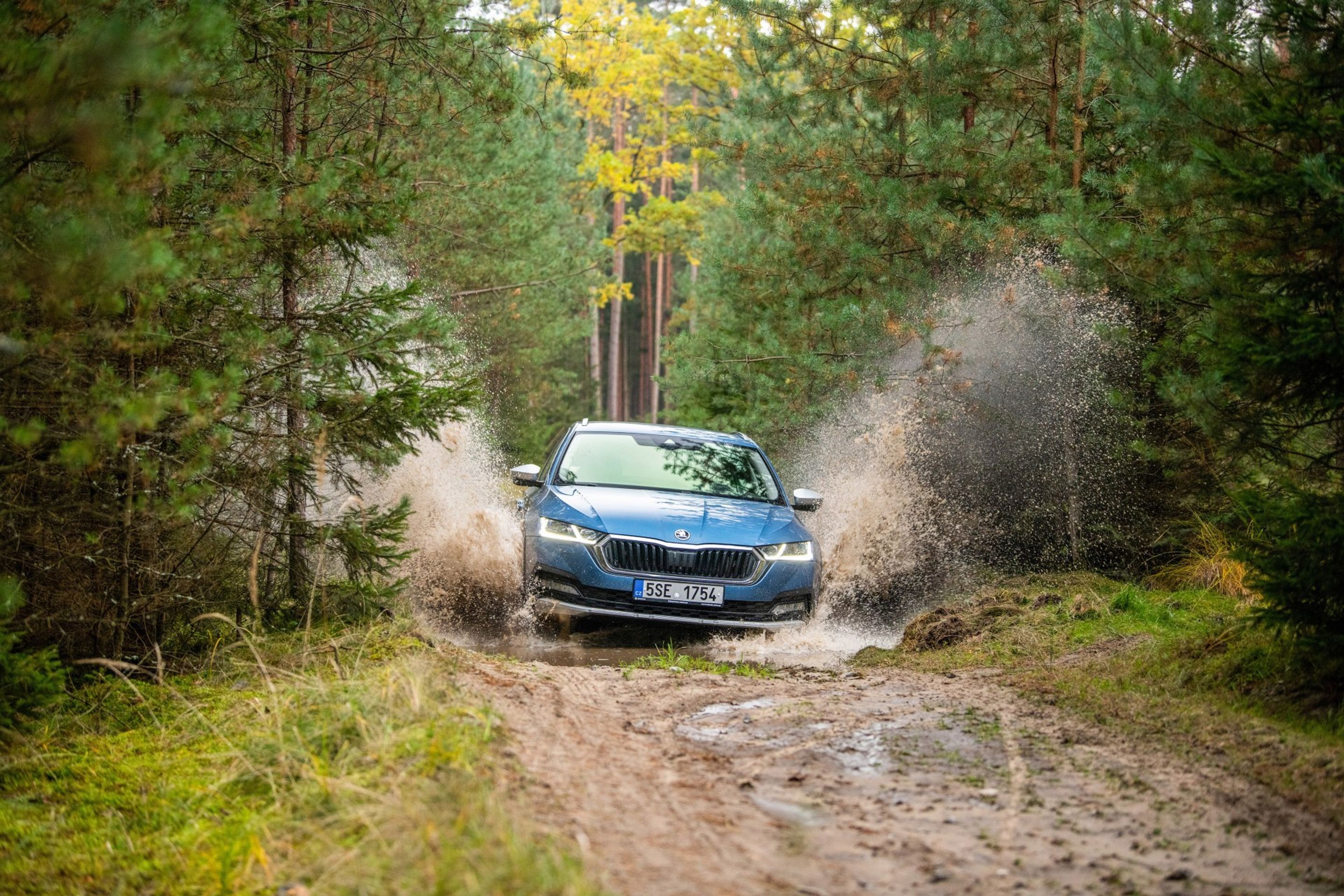 Škoda Octavia ve verzích RS a Scout - 56 - Fotogalerie: Nová Octavia Scout (14/18)