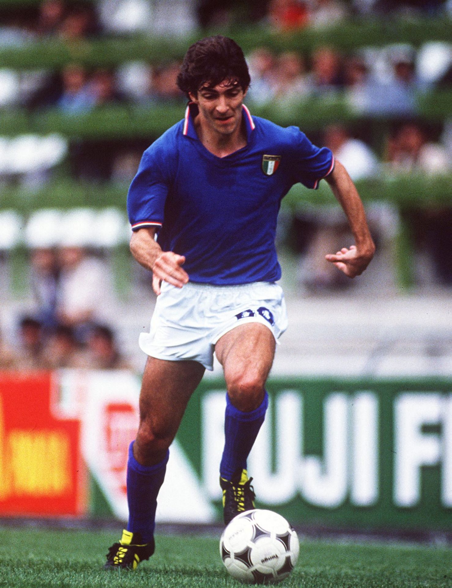 Paolo Rossi v dresu italské reprezentace - Retro národní dresy (5/9)