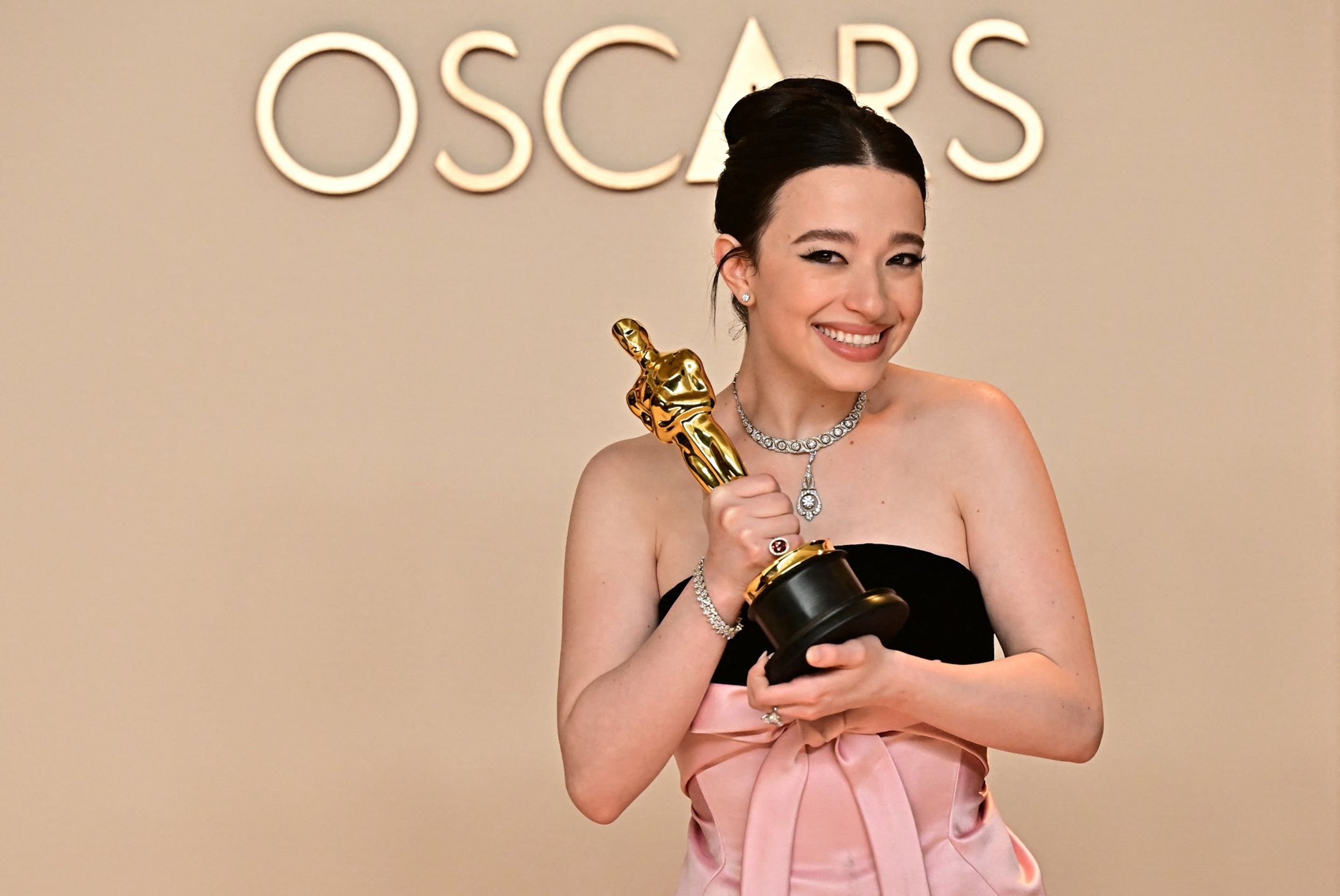 Mikey Madisonová, 2. 3. 2025 Academy Awards - 97. ročník udílení cen americké filmové akademie (4/10)