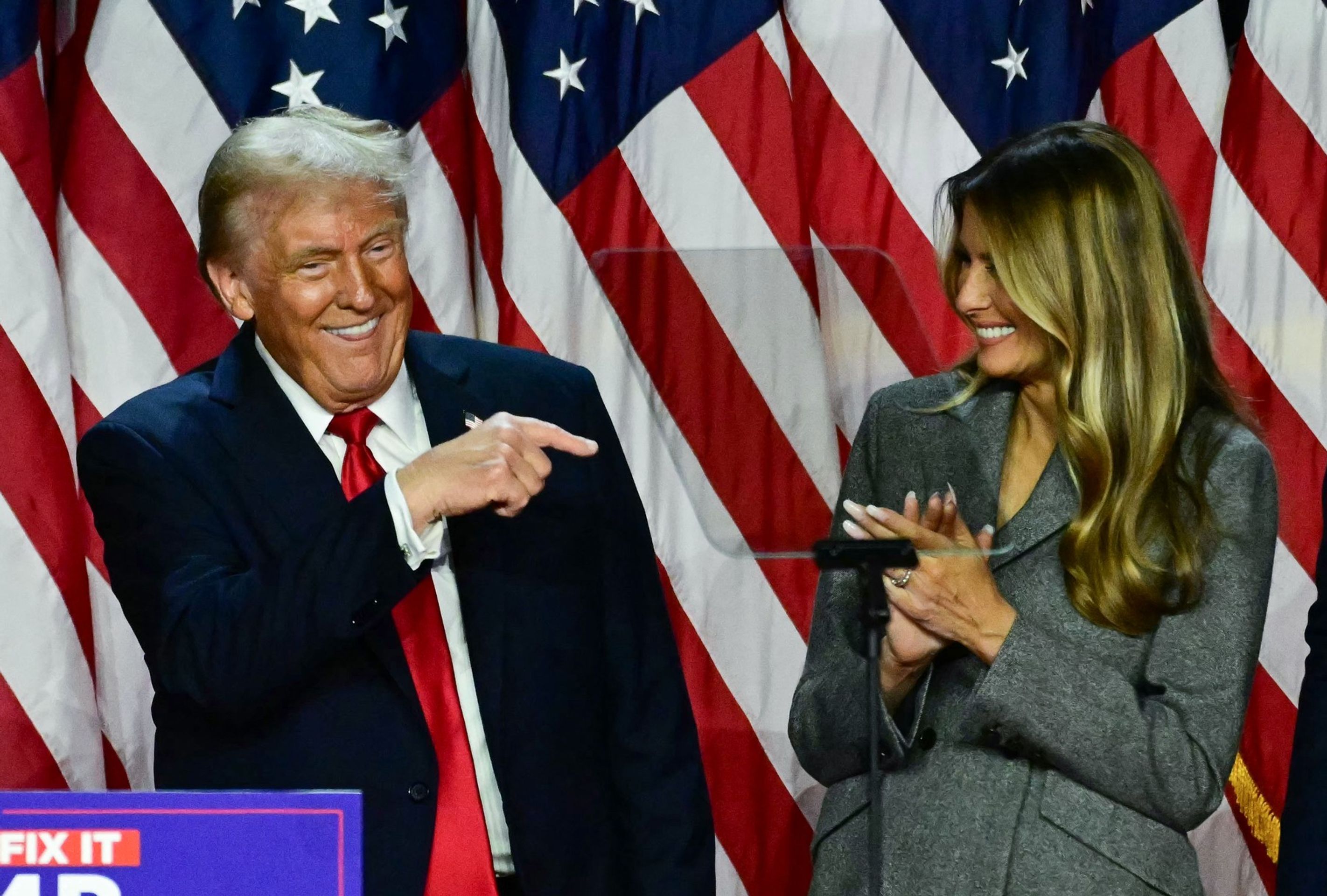 Donald Trump s manželkou Melanií Trumpovou - Donald Trump (7/17)