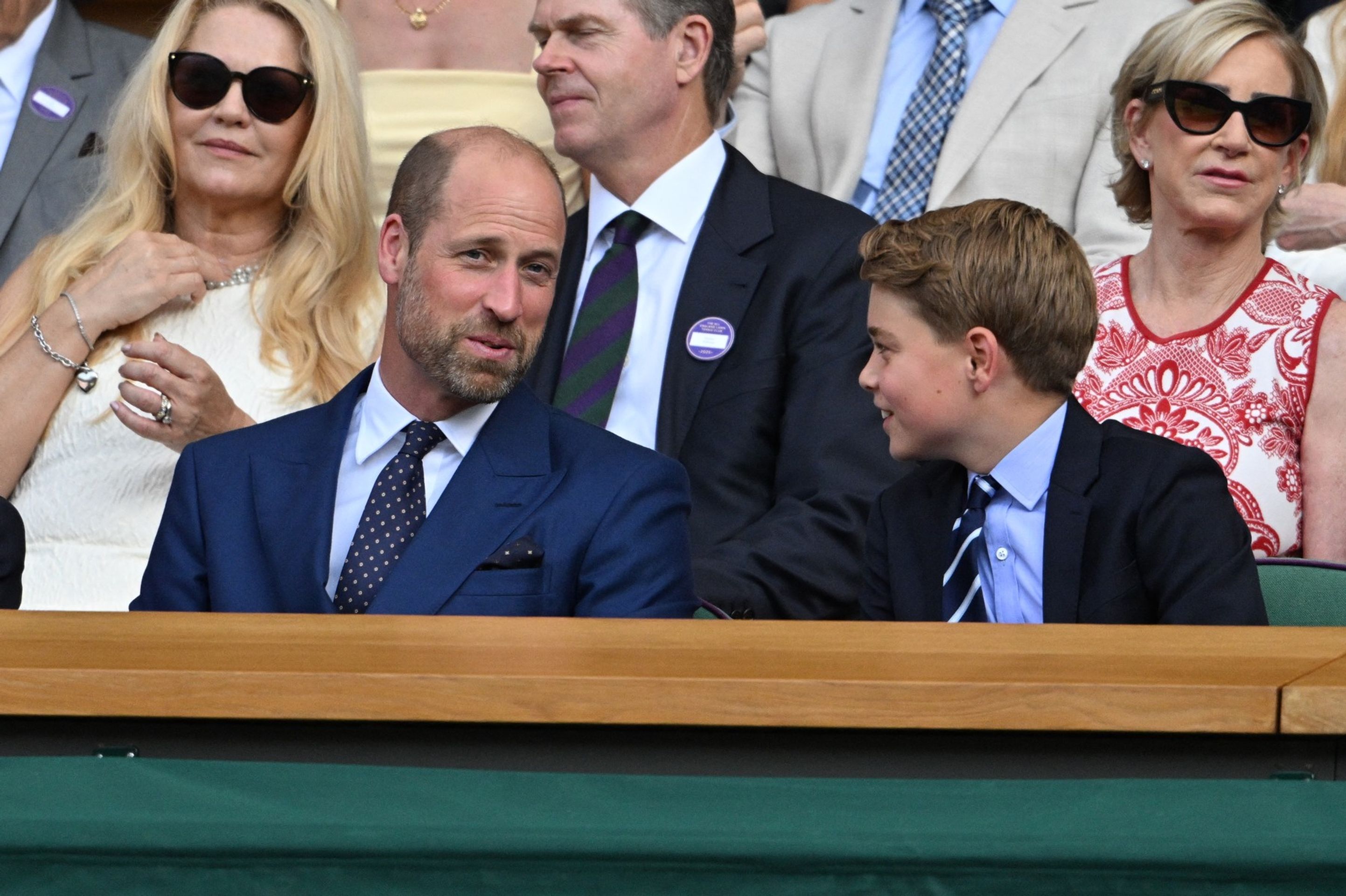Princ William a princ George na finále Wimbledonu  - Královská rodina na finále Wimbledonu (1/8)