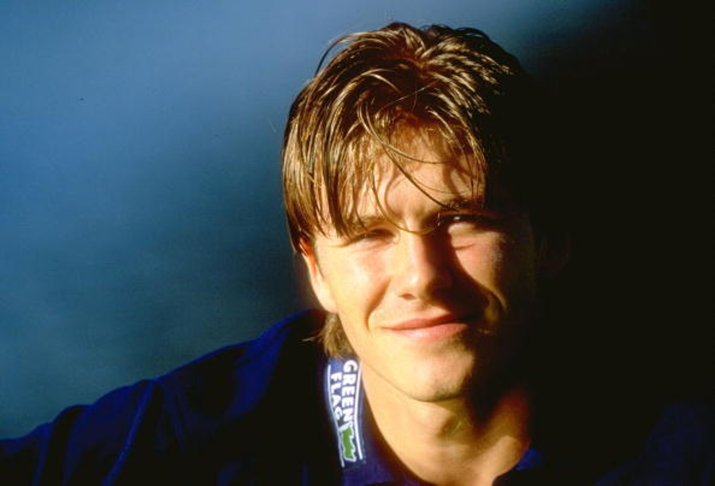David Beckham a jeho účesy - 2 - GALERIE: David Beckham ve světě módy (17/18)