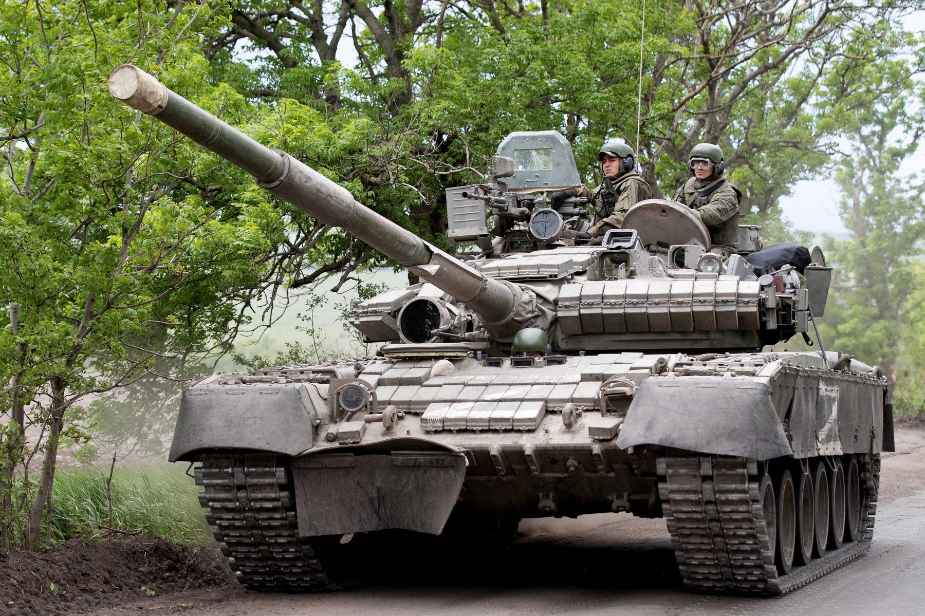 Tank T-80BV